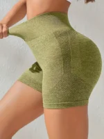 Short de yoga taille haute pour femme – Gainant, effet push-up & séchage rapide – Image 3