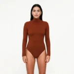 Bluză damă slim fit cu guler înalt și mâneci lungi – Stil minimalist & confort - imagine 5
