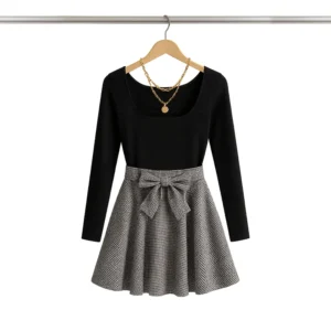 Gingham Kleid mit langen Ärmeln