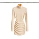Rochie bodycon elegantă cu mâneci lungi pentru femei – Caisă
