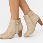 Damen Ankle Boots Beige – Stiefeletten mit Lochmuster, Blockabsatz & Tassel-Details – Bild 5