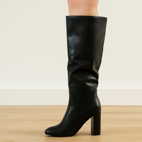 Damen High Heel Stiefel Schwarz – Kniehohe Stiefel mit Blockabsatz aus Kunstleder – Bild 5