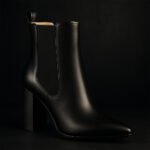 Damen Chelsea Boots Schwarz – Elegante High Heel Stiefeletten mit Blockabsatz – Bild 4