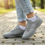 Lascana Damen Sneaker Grau – Atmungsaktiver Komfort mit modernem Design – Bild 8
