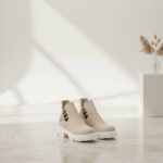 Lascana Damen Stiefeletten Beige mit Goldkette – Stil & Komfort vereint – Bild 8